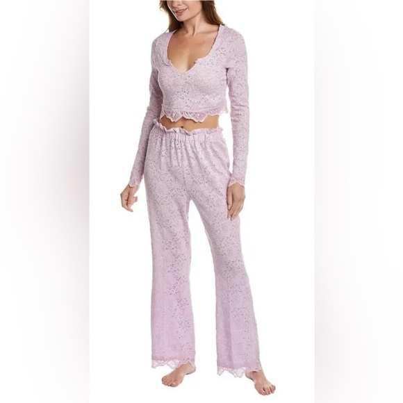 NWT FREE PROPLE CLOUD RIDE LOUNGE SET - Picture 1 of 3